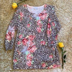 Beautiful floral and leopard cardigan L